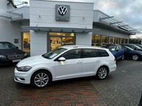 Gebraucht VW Golf VII Highline 150 PS (110 kW) 2020 Pure white Kombi