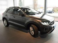 Gebraucht VW T-Roc Life 116 PS (85 kW) 2024 Polsterfarbe: schwarz SUV
