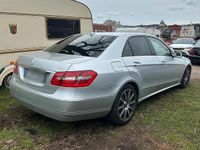 Gebraucht Mercedes E220 170 PS (125 kW) 2009 Silber Limousine