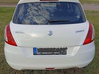 Gebraucht Suzuki Swift Club 94 PS (69 kW) 2011 Kleinwagen