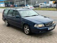 Usata Volvo V70 144 CV (105 kW) 1998 Blu Station wagon