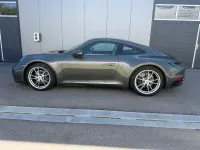 Gebraucht Porsche 911 Carrera 385 PS (283 kW) 2020 Grün Coupé