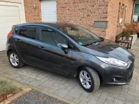 Używany Ford Fiesta Titanium 101 KM (74 kW) 2017 Szary Hatchback