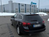 Gebraucht Opel Astra Edition 165 PS (121 kW) 2012 Schwarz Kombi