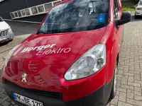 Gebraucht Peugeot Partner 90 PS (66 kW) 2014 Rot