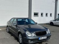 Gebraucht Mercedes E200 Avantgarde 163 PS (119 kW) 2005 Grau Limousine