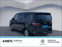 Gebraucht VW Multivan Life 150 PS (110 kW) 2025 Schwarz Van / Kleinbus