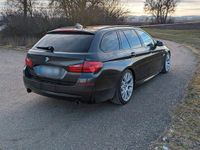 Gebraucht BMW 535 M Sport 299 PS (219 kW) 2011 Grau Kombi