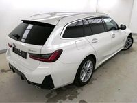 Gebraucht BMW 330e M Sport 292 PS (214 kW) 2024 Alpinweiss 3 Kombi