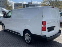 Gebraucht Opel Vivaro 122 PS (89 kW) 2020 Weiß Van / Kleinbus