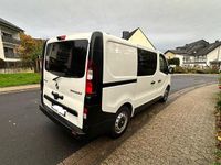 Gebraucht Renault Trafic 145 PS (106 kW) 2018 Weiß Van / Kleinbus