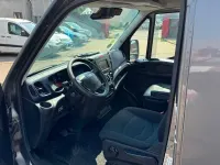 Gebraucht Iveco Daily 179 PS (131 kW) 2020 Grau Van / Kleinbus