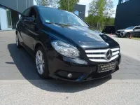 Gebraucht Mercedes B180 109 PS (80 kW) 2014 Schwarz Kleinwagen