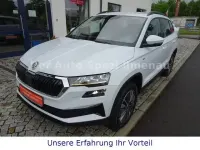 Gebraucht Skoda Karoq Tour 150 PS (110 kW) 2023 Weiß SUV