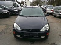 Gebraucht Ford Focus Basis 90 PS (66 kW) 2000 Schwarz Kombi