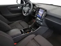 Gebraucht Volvo C40 Core 169 kW (231 PS) 2023 Fusion red (metallic) SUV
