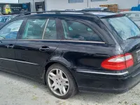 Gebraucht Mercedes E320 204 PS (150 kW) 2003 Schwarz Limousine