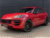 Neu Porsche Cayenne S E-Hybrid Black Edition 519 PS (381 kW) 2026 Rot SUV