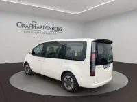Neu Hyundai Staria Trend 225 PS (165 kW) 2025 Creamy white Van / Kleinbus