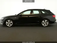 Gebraucht Audi A4 Ambiente 163 PS (119 kW) 2021 Mythosschwarz metallic Kombi