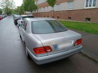 Gebraucht Mercedes E230 Elegance 150 PS (110 kW) 1997 Silber Limousine