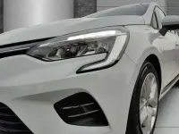 Używany Renault Clio V Experience 72 KM (52 kW) 2020 Biały Sedan/Limuzyna