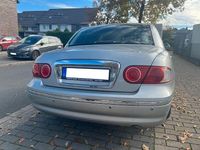 Gebraucht Kia Opirus EX 203 PS (149 kW) 2006 Silber Limousine