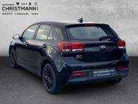 Gebraucht Kia Rio Vision 101 PS (74 kW) 2022 Auroraschwarz met. Limousine