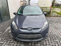 gebraucht Ford Fiesta 1.6 TDCi Titanium