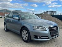 Gebraucht Audi A3 Attraction 125 PS (91 kW) 2011 Grau Kleinwagen