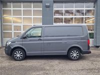 Gebraucht VW Transporter 110 PS (80 kW) 2022 Pure grey Van