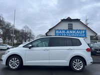 Gebraucht VW Touran Highline 150 PS (110 kW) 2017 Weiß Van / Kleinbus