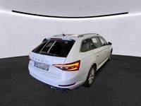 Gebraucht Skoda Superb Style 218 PS (160 kW) 2022 Weiß Kombi