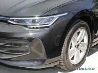 Second-hand VW Golf VIII Life 116 CP (85 kW) 2024 Negru Berlinǎ