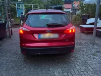 Gebraucht Ford Focus 100 PS (73 kW) 2014 Rot Kombi