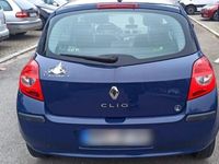 gebraucht Renault Clio Authentique 1.2 16V Eco2 mit TÜV