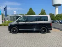 Usado VW Multivan Highline 204 HP (150 kW) 2023 Bege Monovolume