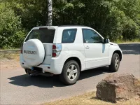Gebraucht Suzuki Grand Vitara 129 PS (94 kW) 2010 Weiß SUV