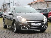gebraucht Peugeot 208 PureTech Allure/VOLLSHEFT/PANO/CARPLAY/NAVI