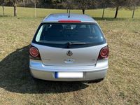 Gebraucht VW Polo Comfortline 75 PS (55 kW) 2006 Silber Kleinwagen