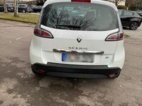 Gebraucht Renault Scénic III 110 PS (80 kW) 2012 Weiß Van / Kleinbus