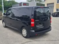 Gebraucht Peugeot Expert Premium 179 PS (131 kW) 2018 Schwarz Van