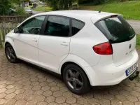 Gebraucht Seat Altea Reference 105 PS (77 kW) 2014 Weiß Van / Kleinbus