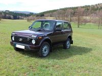 Gebraucht Lada Urban 83 PS (61 kW) 2019 Violett SUV