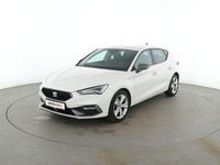 Używany Seat Leon FR 150 KM (110 kW) 2021 Biały Sedan/Limuzyna