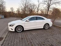 Gebraucht Mercedes CLA180 122 PS (89 kW) 2018 Weiß Limousine