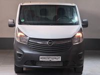 Gebraucht Opel Vivaro 95 PS (69 kW) 2018 Weiß Van / Kleinbus