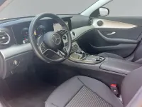 Gebraucht Mercedes E400 Avantgarde 330 PS (242 kW) 2023 Hyazinthrot metallic Limousine
