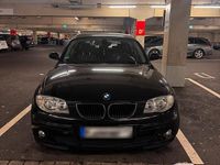 Gebraucht BMW 116 116 PS (85 kW) 2006 Schwarz Kleinwagen