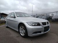 Gebraucht BMW 325 218 PS (160 kW) 2005 Silber Limousine
